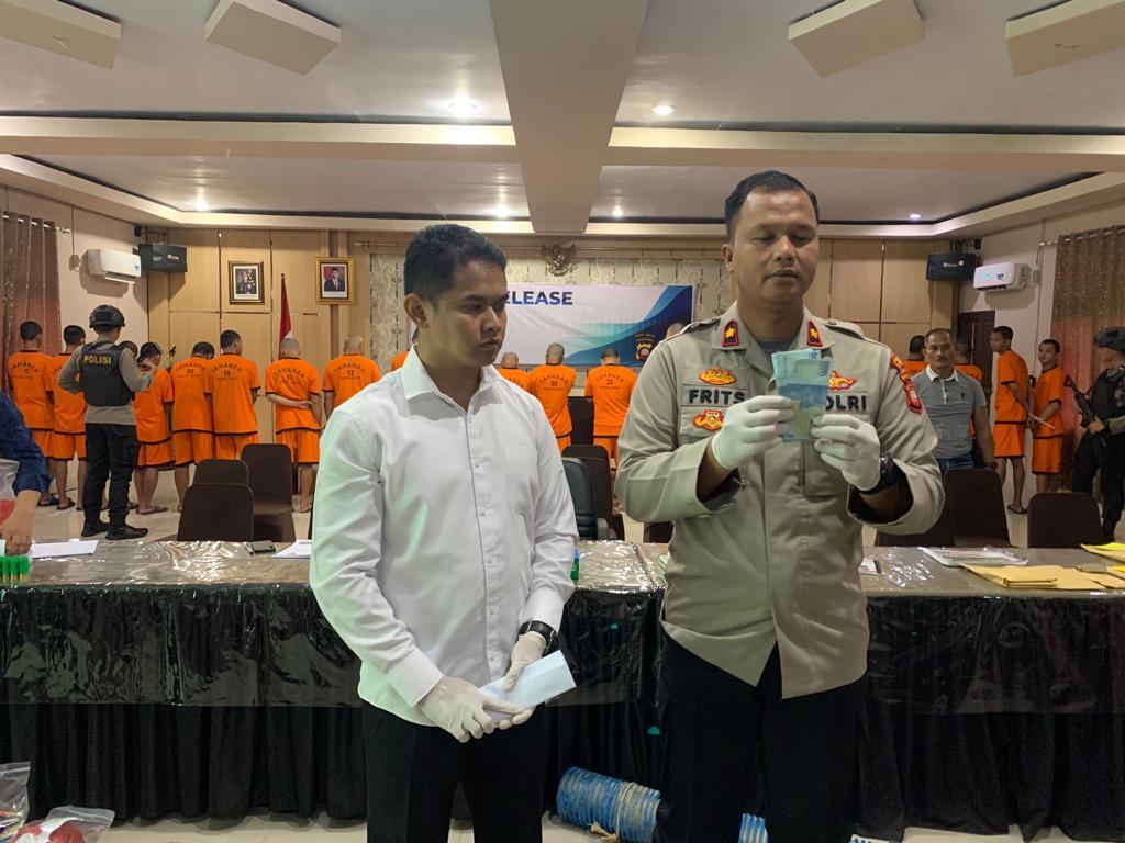 BREAKING NEWS - Polres Landak Ringkus Pengedar Uang Palsu, Begini Modusnya
