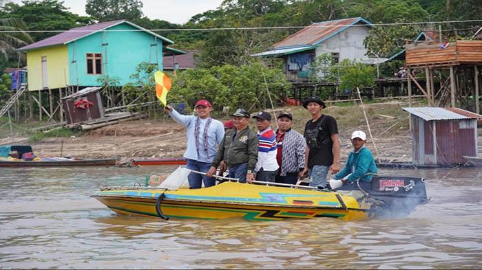 Wabup Kapuas Hulu Harap Lomba Sampan Bidar Bisa Menarik Wisatawan