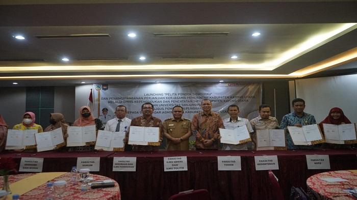 Wakil-Bupati-Kayong-Utara-Effendi-Ahmad-telah-hadiri-Penandatanganan-Perjanjian-Kerjasama-PKS.jpg