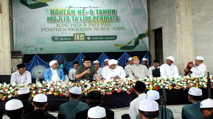 Wakil-Bupati-Kubu-Raya-H-Sujiwo-SE-saat-menghadiri23.jpg