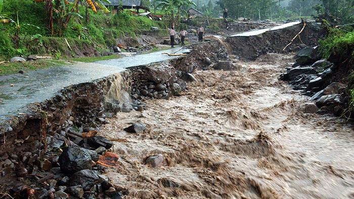 Waspada-Bencana-Banjir-dan-Tanah-Longsor-Status-Peringatan-Dini-BMKG-Cuaca-Pekan-Ini-19-Januari-2026.jpg