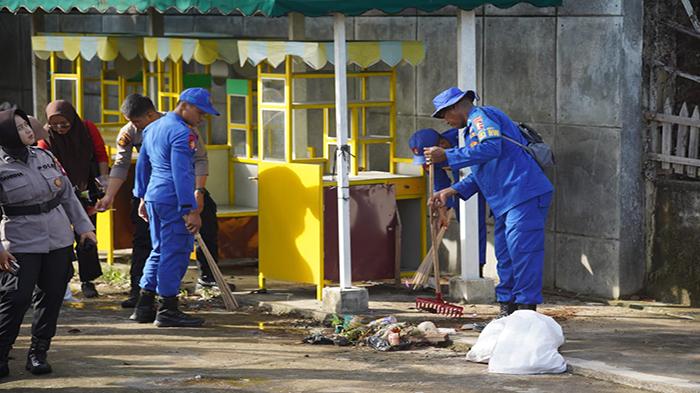 Ani Sofian Harap Waterfront Pontianak Jadi Contoh Kawasan Wisata yang Bersih