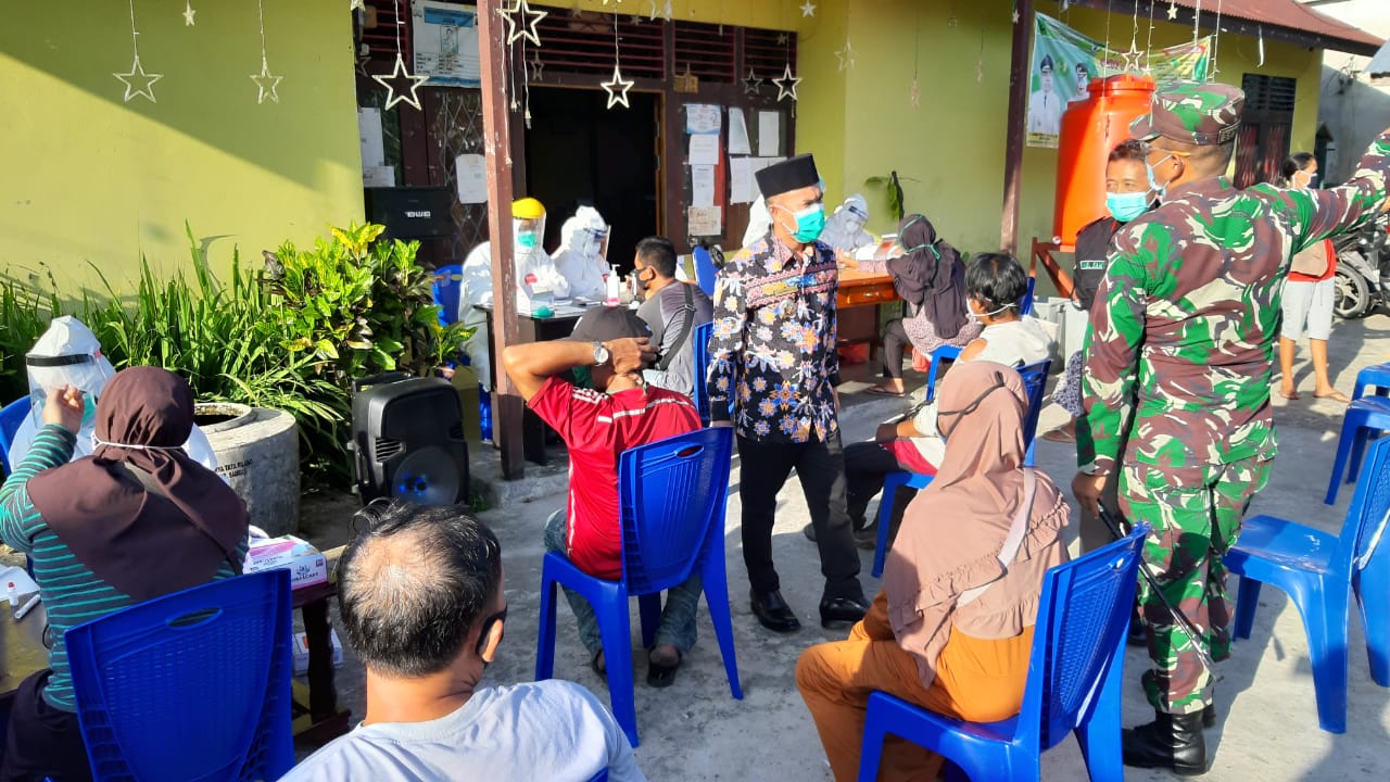 Pemkab Sambas Rapid Test  520 Pedagang, Ini Pesan Bupati Atbah