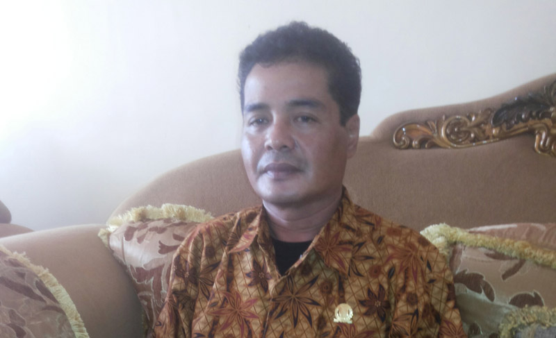 abang-tajudin-dprd_20151113_155836.jpg