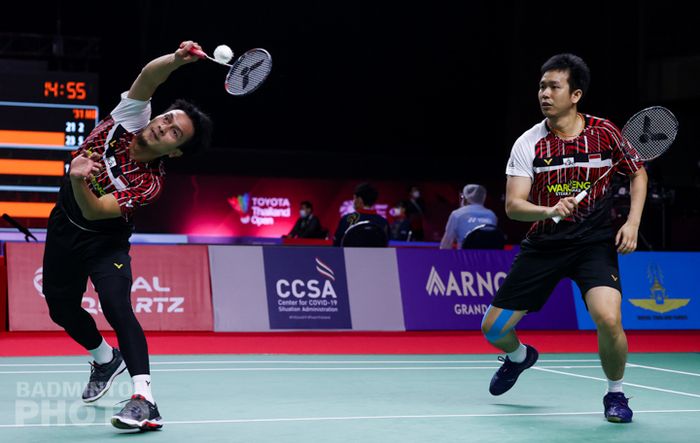 ahsan-hendra-saat-menjalani-laga.jpg