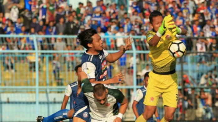 Arema FC Siapkan Strategi Jelang Lawan Persija, Hamka Hamzah Jadi Striker?