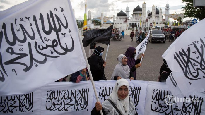 Hari Ini Akan Ada Konvoi dan Pengibaran Bendera Tauhid di Istana Kadriah Pontianak