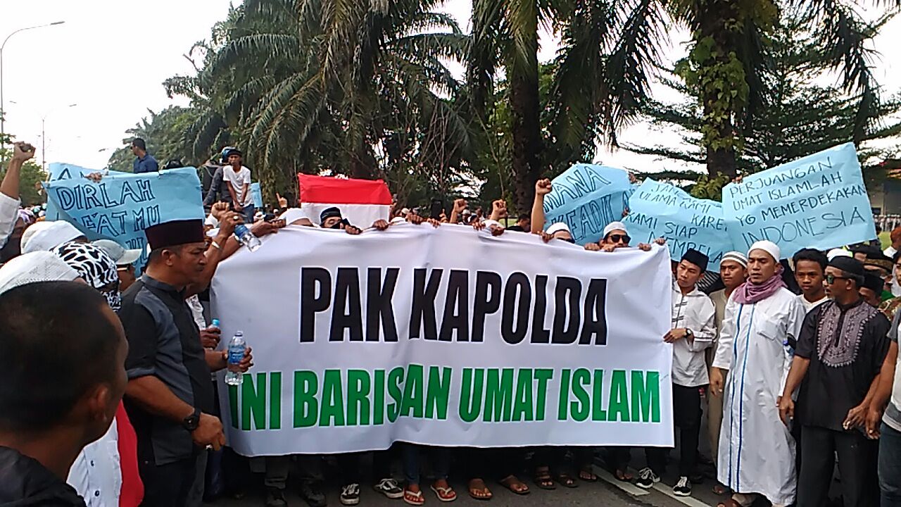 BREAKING NEWS: Peserta Aksi Minta Kapolda Tindak Oknum Penolakan Wasekjen MUI