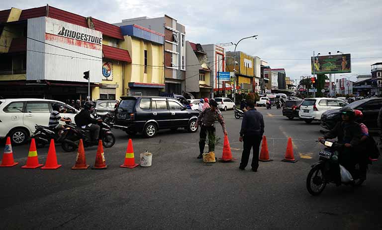 Pengendara Resah, Setiap Sore Lalu Lintas di Jembatan Kapuas Macet