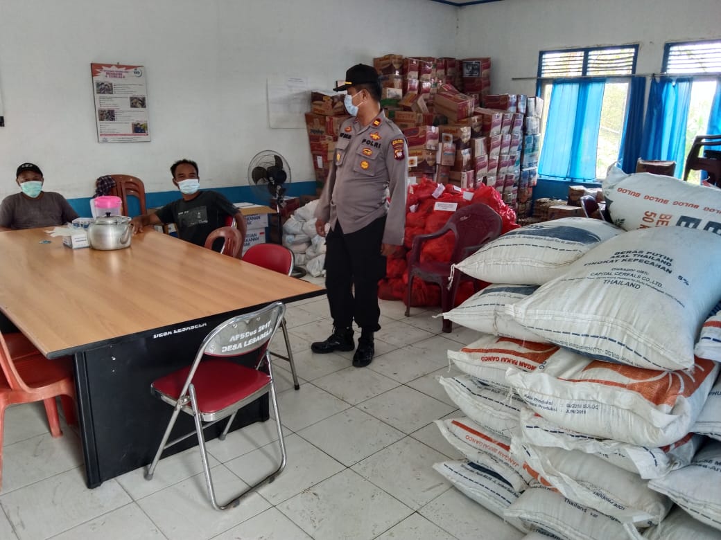 Peduli Korban Banjir, Berikut Rangkaian Kegiatan Dua Polsek Jajaran Polres Bengkayang