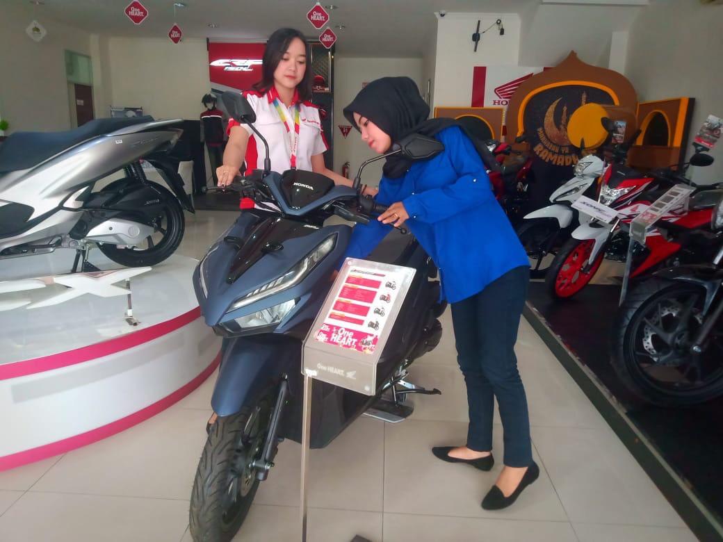 astra-motor-selaku-main-dealer-sepeda-motor-honda.jpg