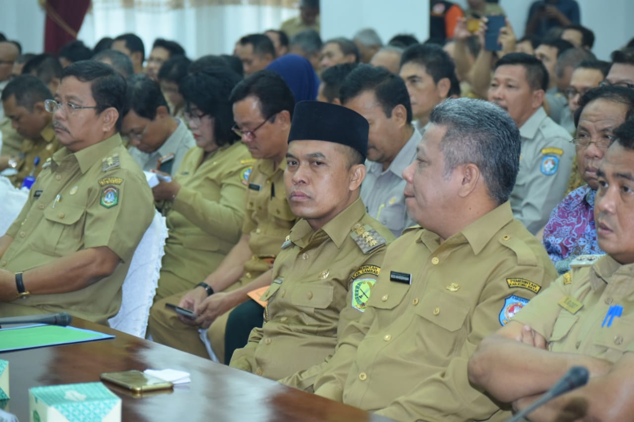 Bupati Sambas Janji Kerahkan OPD Tangani Karhutla