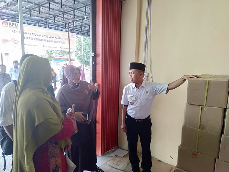 atbah-logistik-kotak-suara.jpg