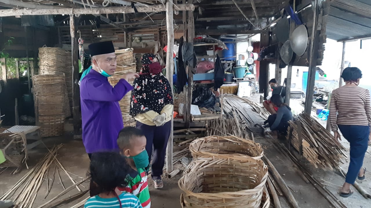 Bertemu Pelaku Usaha Keranjang Jeruk Sambas, Ini yang Bupati Atbah Sampaikan