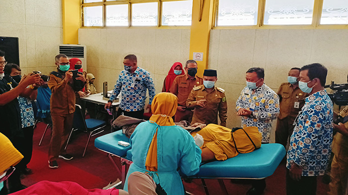 Bupati Atbah Hadiri Launching Pelayanan KB MKJP