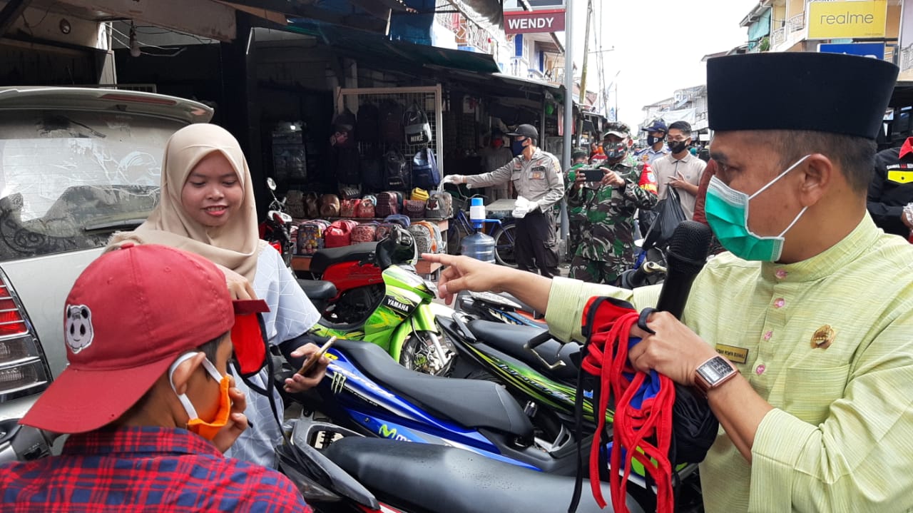 Bupati Atbah Ingatkan Warga Taat Pakai Masker