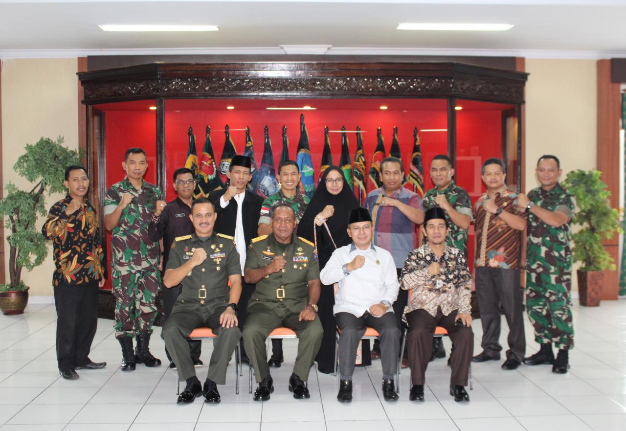 audiensipanglima-komando-daerah-militer-xiitanjungpura-ke-iain-pontianak.jpg