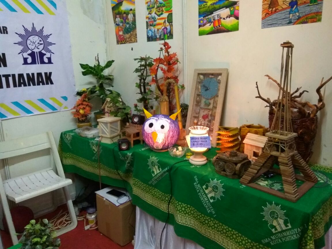 beragam-kreatifitas_20160923_160037.jpg