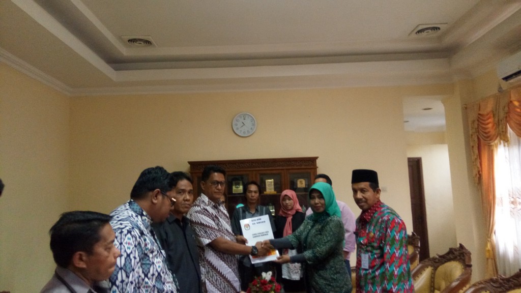 Serahkan Berkas Penetapan Bupati ke DPRD, KPU Mempawah Lepas Tangan Pilkada Mempawah