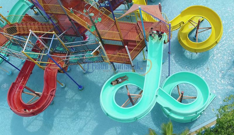 Warga Manfaatkan Akhir Pekan di Qubu Resort - bermain-wahana_20171001_163644.jpg