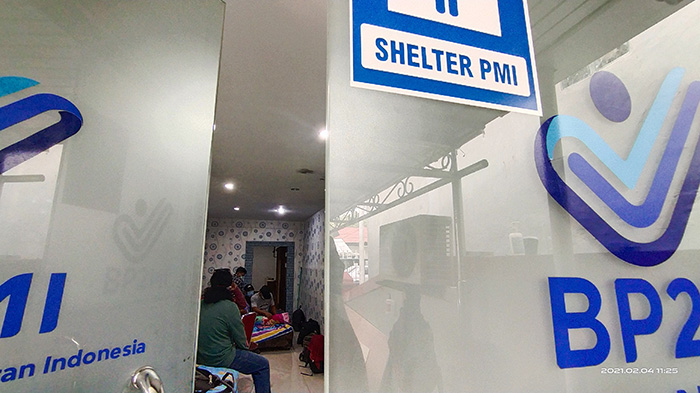 bp2mi-pontianak-yang-menampung-sementara-6-warga-kabupaten-sambas.jpg
