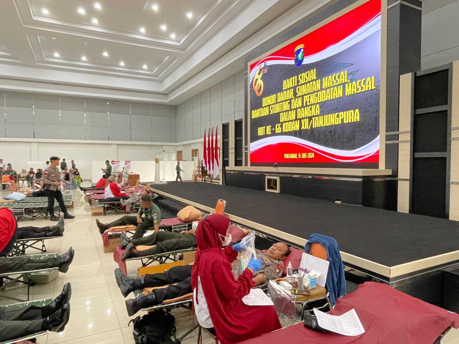 Brimob Kalbar Partisipasi Donor Darah di HUT ke-66 Kodam XII/Tanjungpura