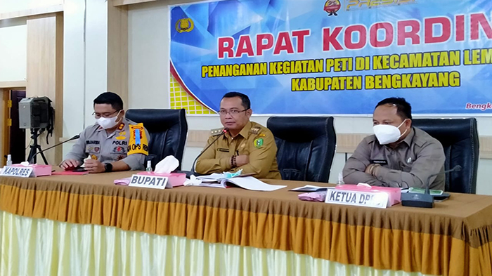 bupati-bengkayang-sebastianus-darwis-bersama-instansi342.jpg