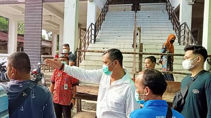 bupati-bengkayang-sebastianus-darwis-lakukan-monitoring21431.jpg