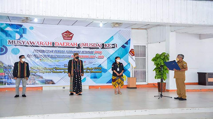 bupati-kabupaten-ketapang-martin-rantan-5698989.jpg