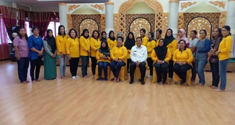 TP PKK Kapuas Hulu Ikut Lomba di Sambas