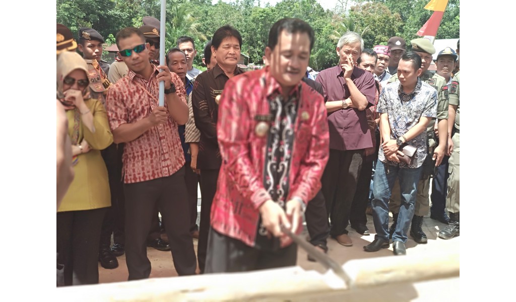 Buka Acara Natal Gabungan, Ini Pesan Bupati AM Nasir