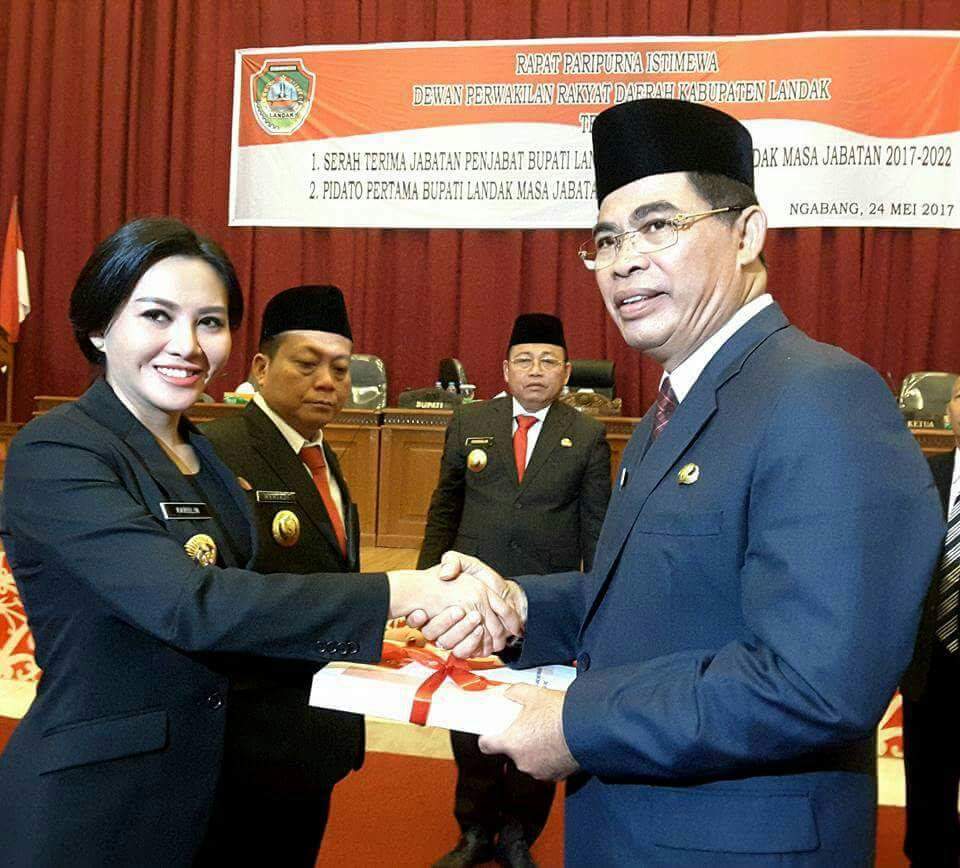 bupati-landak-karolin-margret-natasa_20170524_202616.jpg