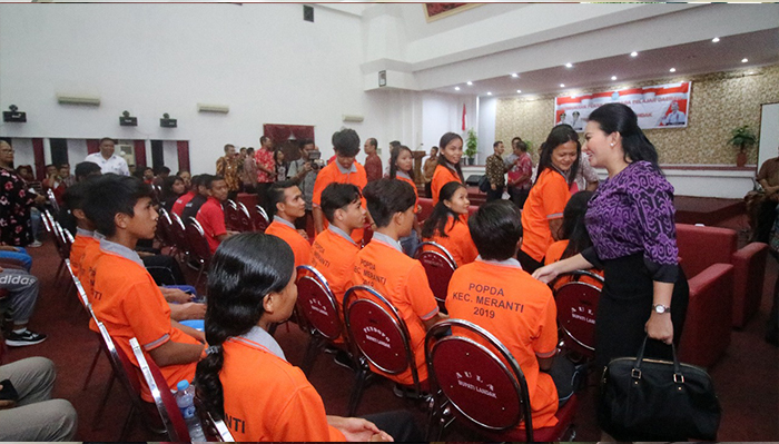 bupati-landak-membuka-kegiatan-popda-tingkat-kabupaten-landak-tahun-2019-252019.jpg
