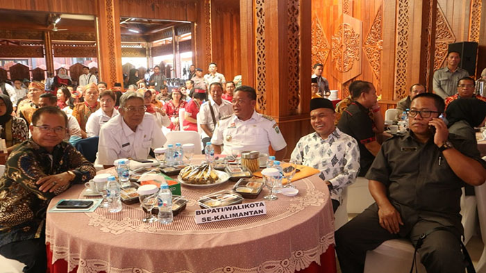 Bupati Sambas Hadiri Musrenbang Regional Kalimantan 2020