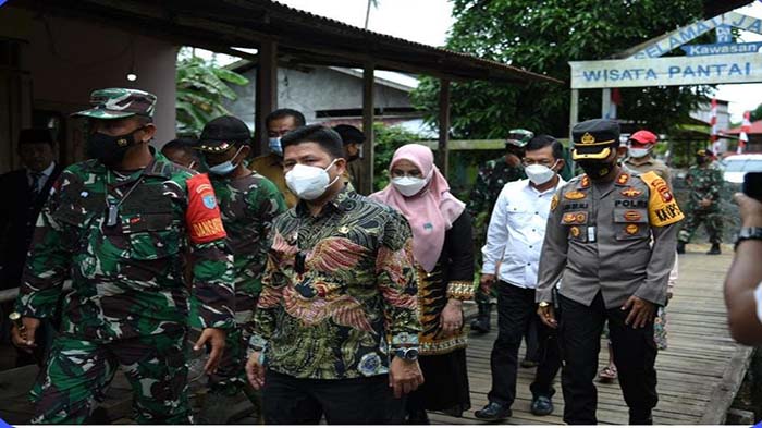 Kapolres Imbau Diskes Perhatikan Jumlah Target Vaksin di Kabupaten Sambas