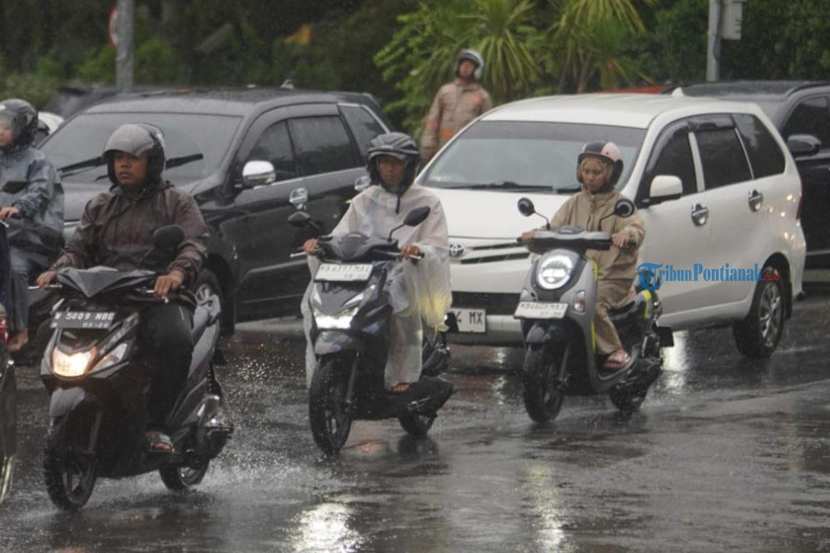 cuaca-Kalbar-besok-22-Maret-2026-di-14-Daerah.jpg
