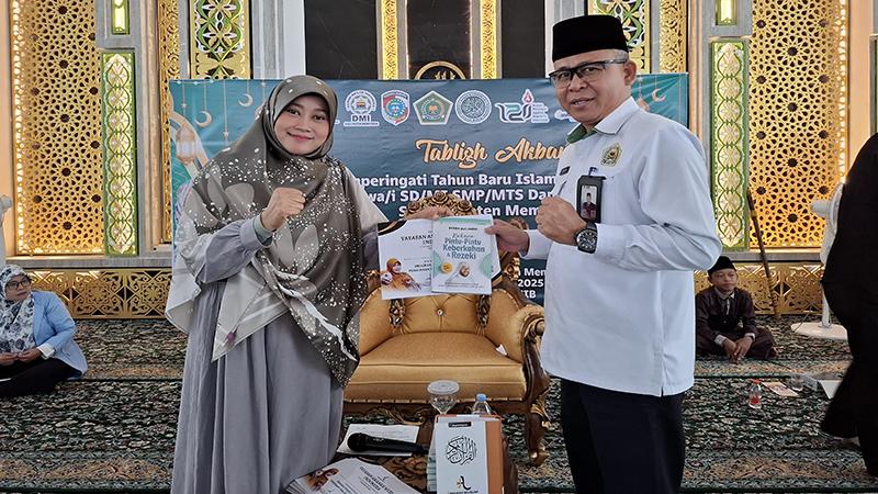 Tabligh Akbar Sambut Tahun Baru Islam, Ratusan Siswa dan Warga Mempawah Ikut Antusias