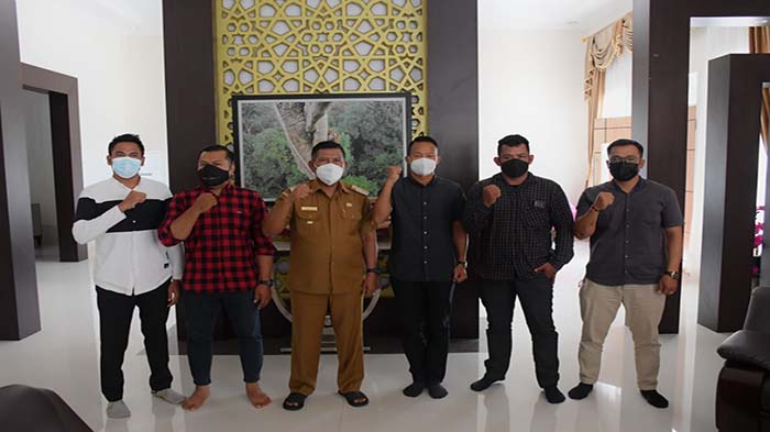 Bakal Naik Ring Tinju, Daud Yordan Mohon Dukungan Masyarakat