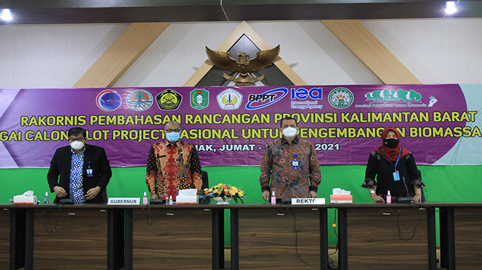 Kalbar sebagai Pilot Project Pengembangan Biomassa Energi dari Limbah Batang Sawit