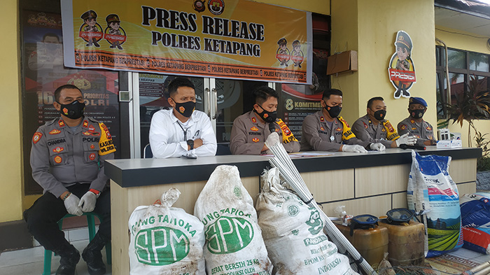 Diduga Akan Merakit Bom Ikan, Tujuh Warga Diamankan Polres Ketapang