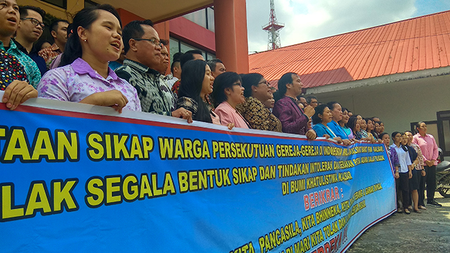 Pdt Paulus Ajong: Kita Dukung Polri Wujudkan Pilkada Damai dan Demokratis.