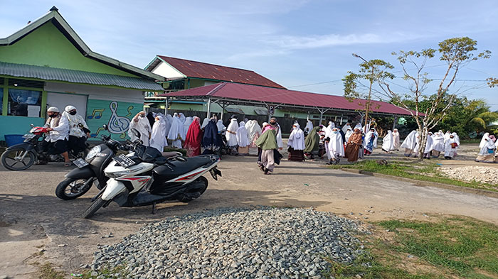 Rayakan Idul Adha di Tengah Pandemi, Khatib : Tahun ini Adalah Tahun-tahun Kesedihan