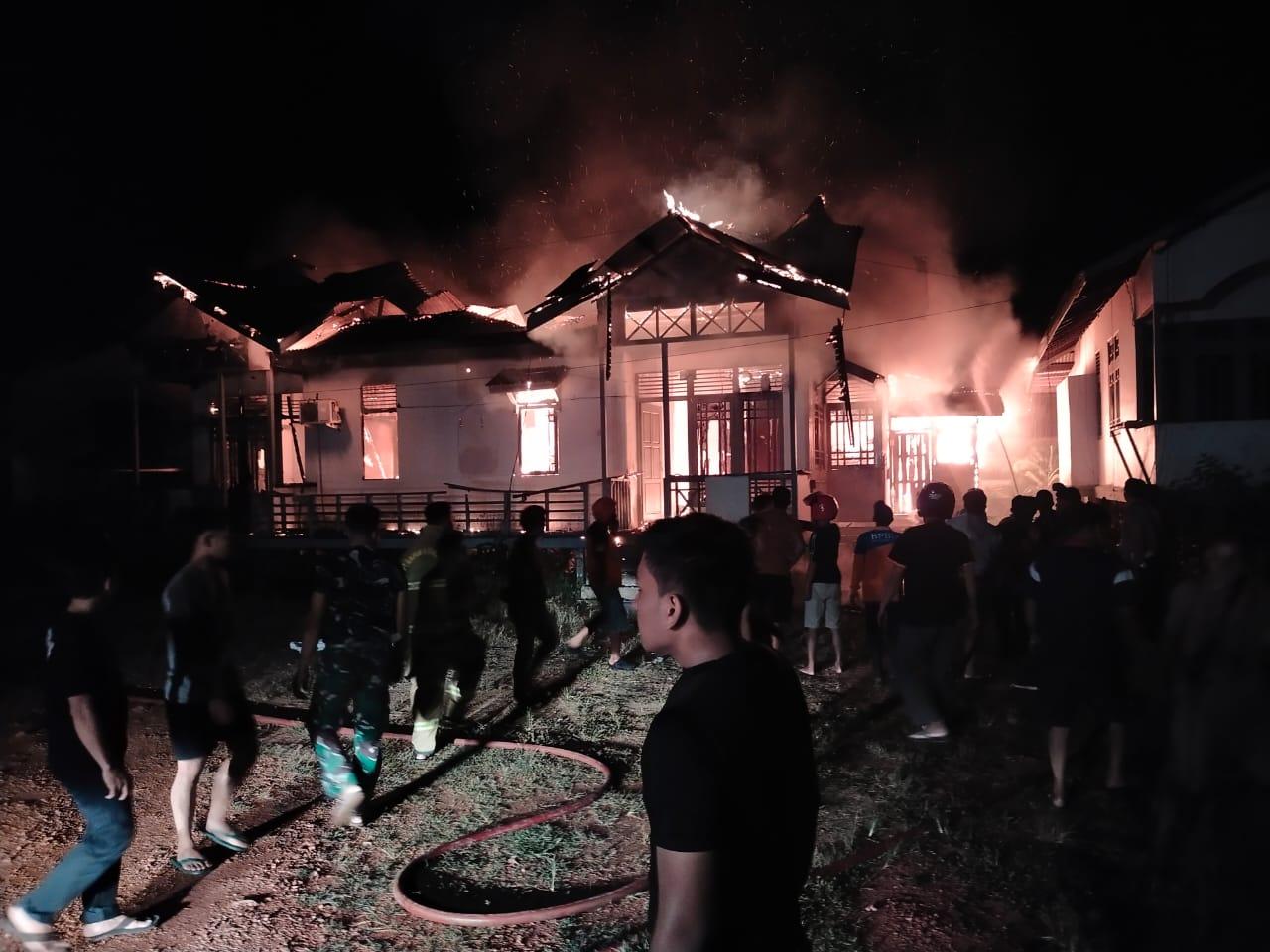 Penyebab Kebakaran Rumdin Dinas Kesehatan Kapuas Hulu Diduga Korsleting Listrik