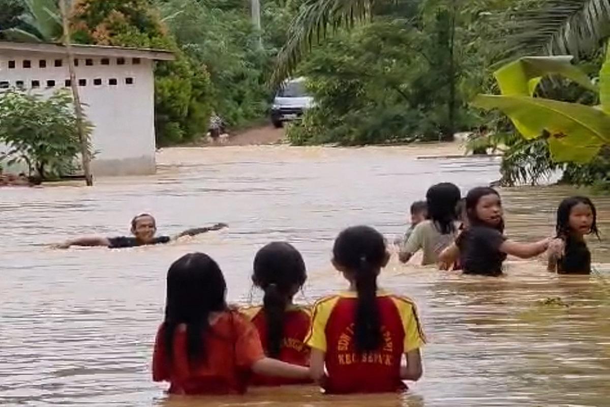disebabkan-curah-hujan-tinggi-yang-mengguyur-wilayah.jpg