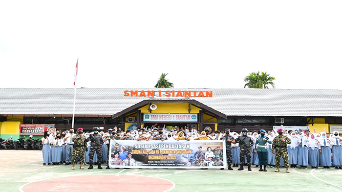 Lantamal XII Tarik Minat Siswa dengan Gelar Sosialisasi Rekruitment Calon Prajurit TNI AL TA 2022