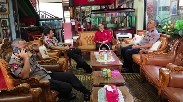 Kapolda Kalbar Berganti, Ketua DAD Kalbar : Irjen Pol Sigid Sosok Sangat Menghargai Kearifan Lokal