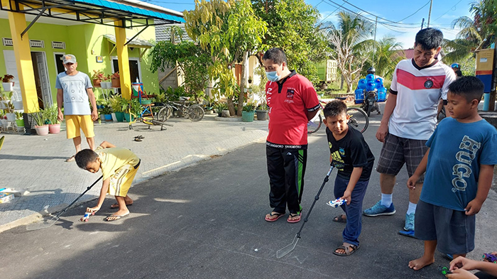 Semarak Lomba Mobil Tamiya di Komplek Bhayangkara Asri Mempawah