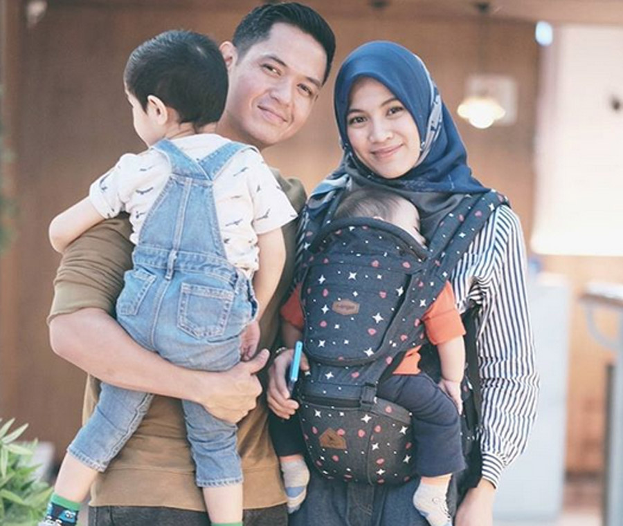 Sederet Selebriti Menikah Dengan Temannya Sendiri, Ada Yang Terpisah Karena Ajal