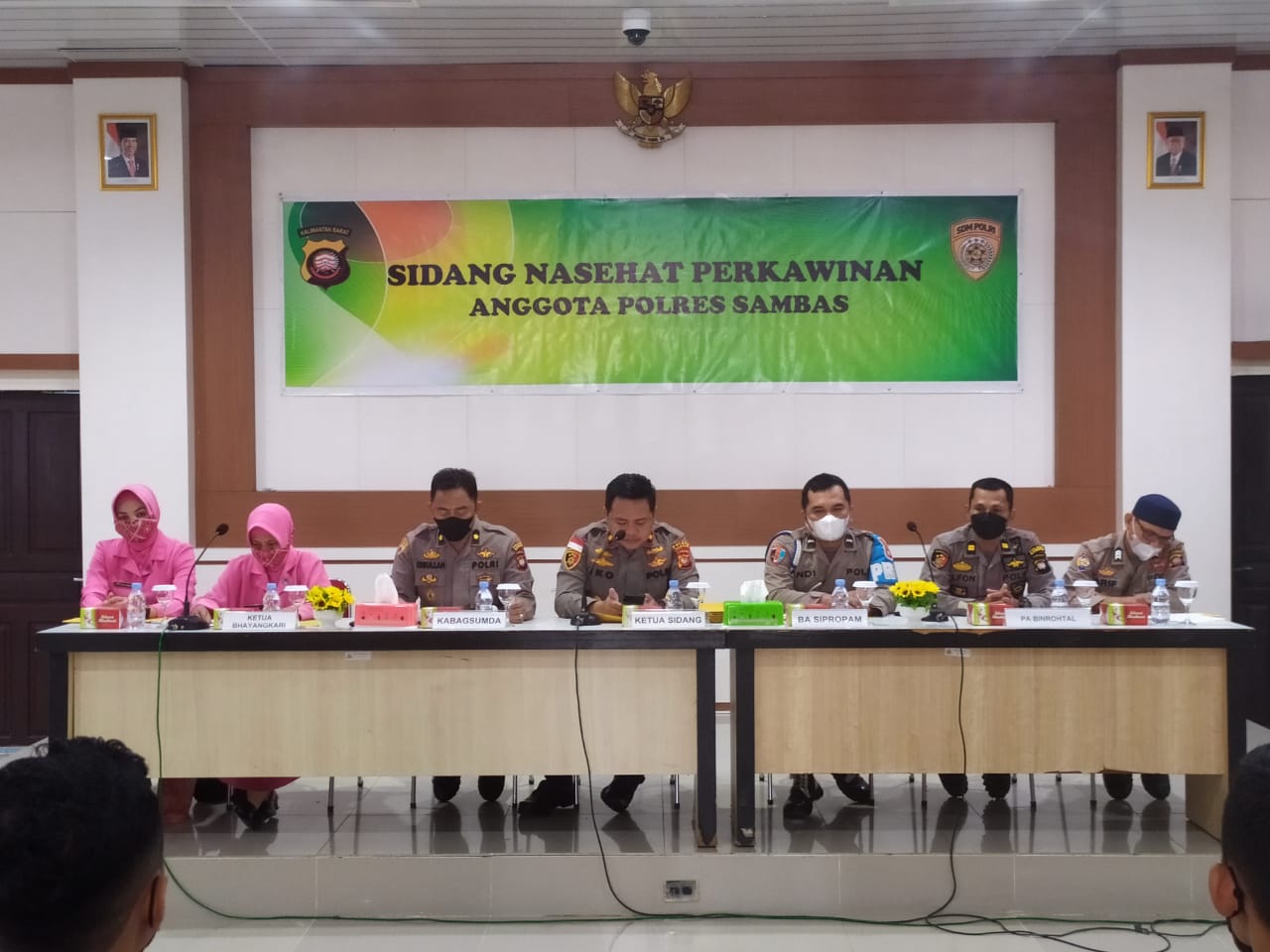 Wakapolres Eko Mardianto Pimpin Sidang Nasehat Perkawinan Personel Polres Sambas, Ini Nama-namanya