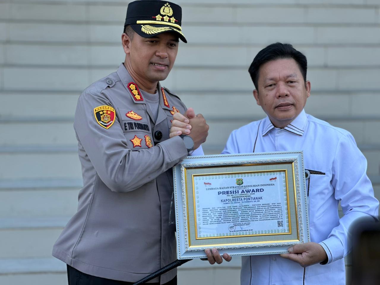 endang-award-presisi.jpg